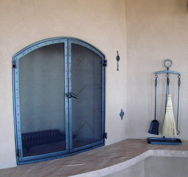 Pateo Screen Door  with Jalapino Handle and Tool Set